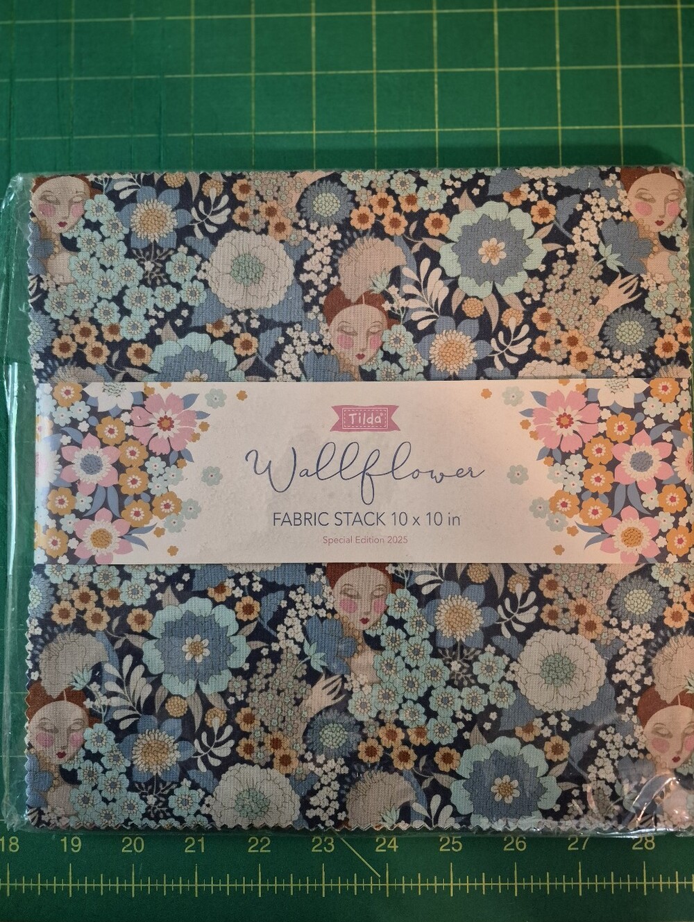Tilda Wallflower Fabric Stack - Navy Floral